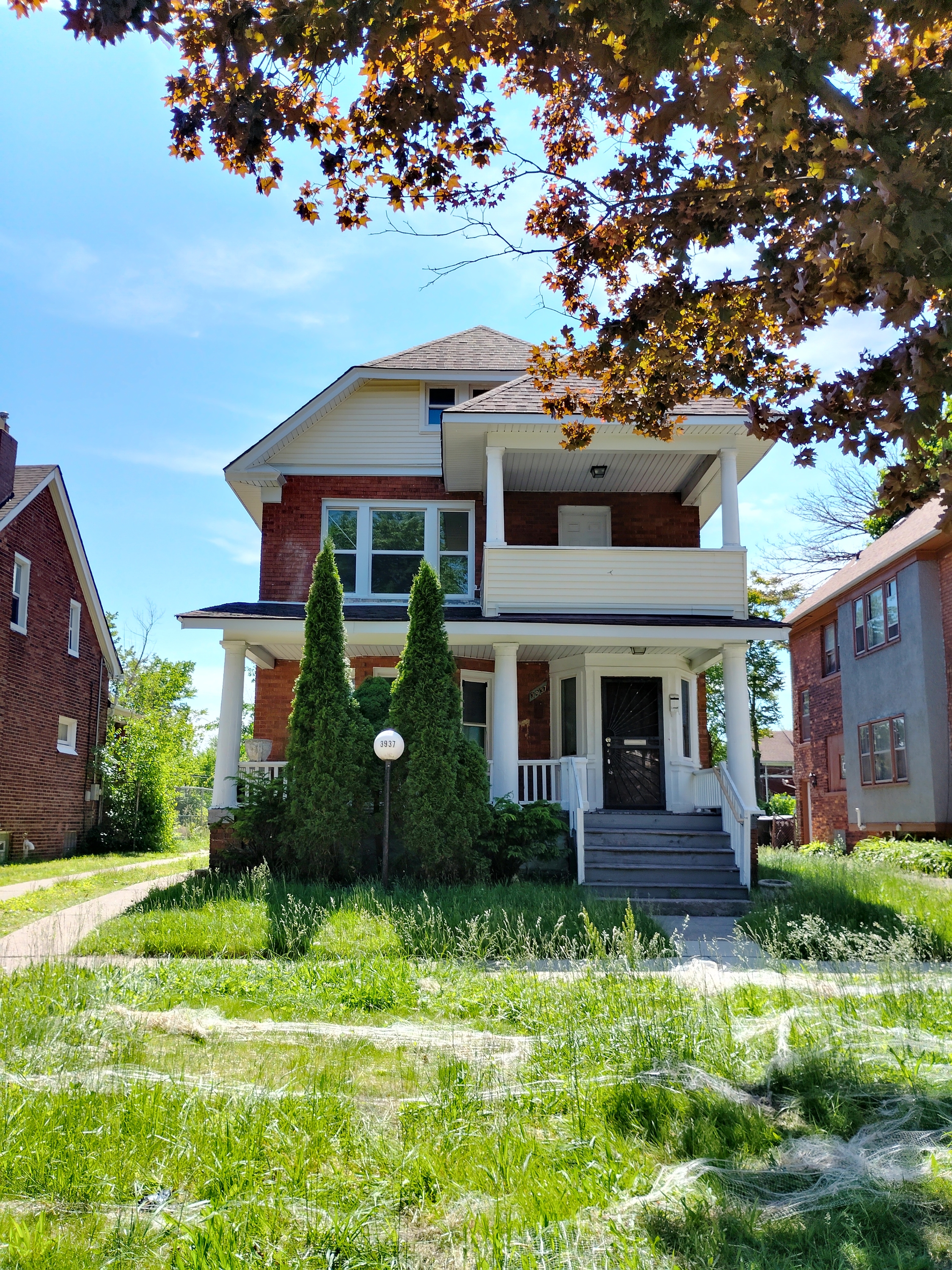 3937 Beniteau Street